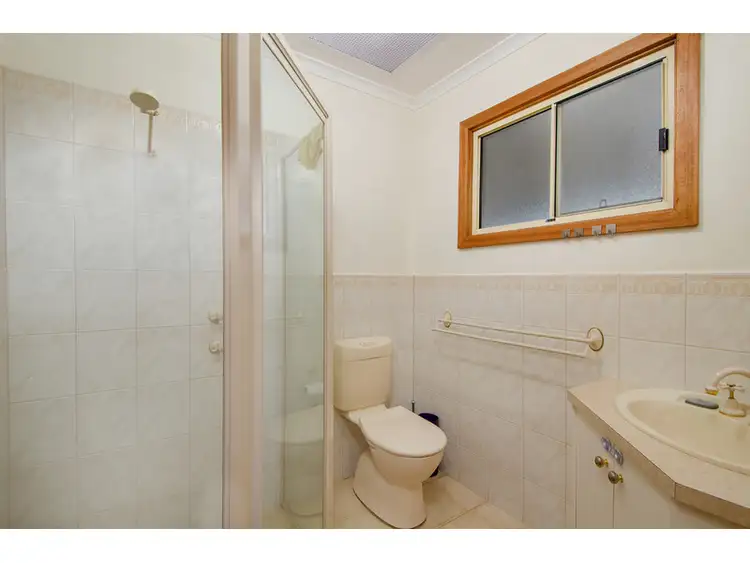 Fifth view of Homely house listing, 16 Roanoke Court, Mount Gambier SA 5290