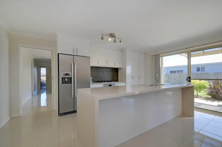 Fifth view of Homely house listing, 6 Nicholson Place, Traralgon VIC 3844