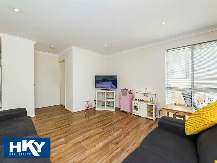 Seventh view of Homely house listing, 8 Redfern Bend, Clarkson WA 6030