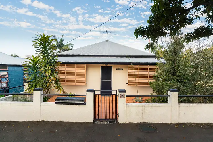 18 Ruth Street, Highgate Hill QLD 4101