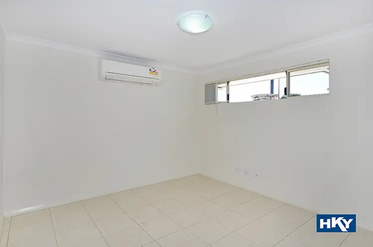 Sixth view of Homely house listing, 2/30 Arava Circle, Aveley WA 6069