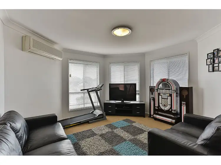 Fourth view of Homely unit listing, 2/2 Wareena Crescent, Glenvale QLD 4350