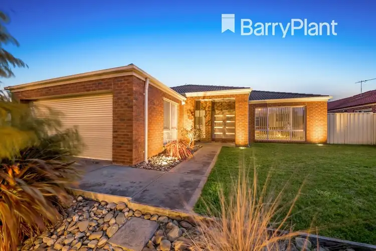 14 Sapphire Crescent, Pakenham VIC 3810