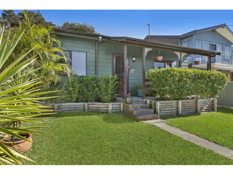 Main view of Homely house listing, 113 Hume Boulevard, Killarney Vale NSW 2261