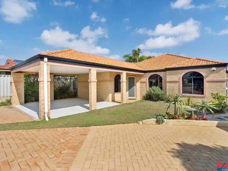 7A Camelot Grove, Carramar WA 6031