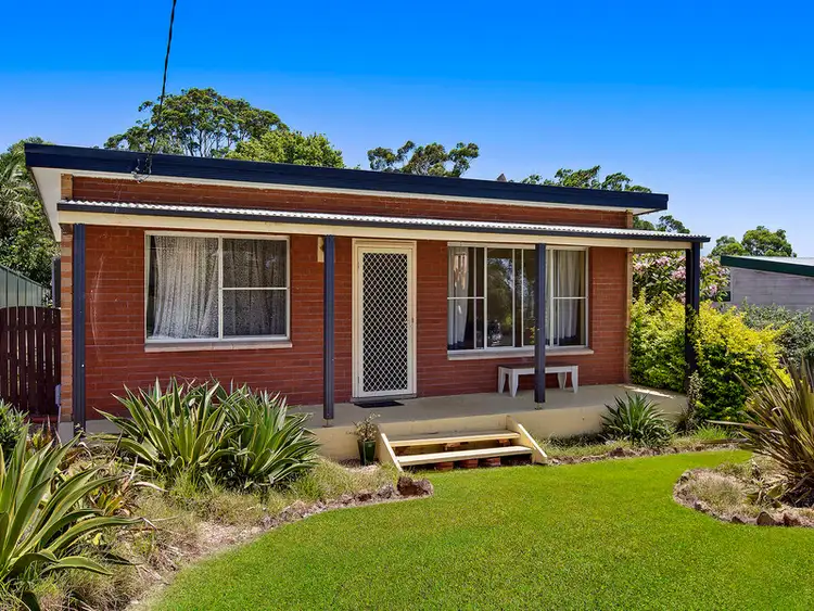 52 Kilkenny Parade, Berkeley Vale NSW 2261