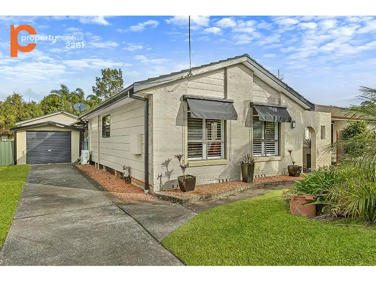 30 Colleen Street, Berkeley Vale NSW 2261