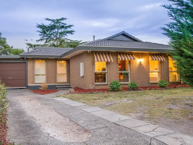 30 Dunsterville Crescent, Frankston VIC 3199