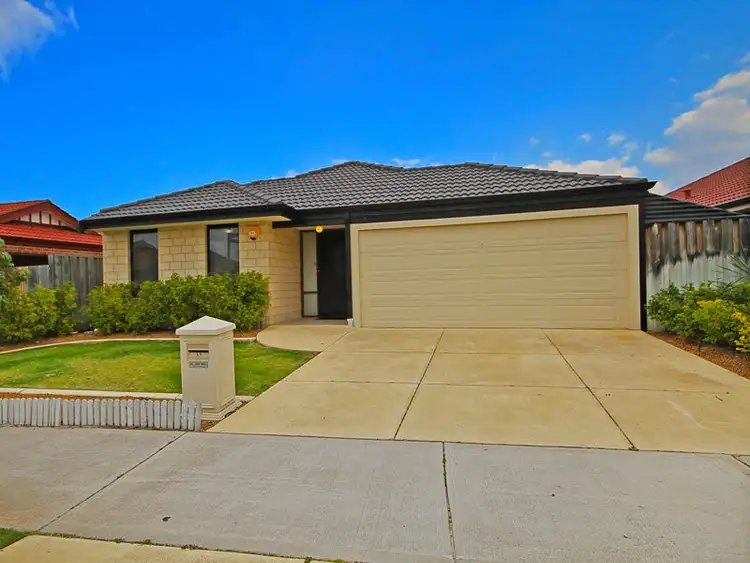 33 Thorold Avenue, Ellenbrook WA 6069