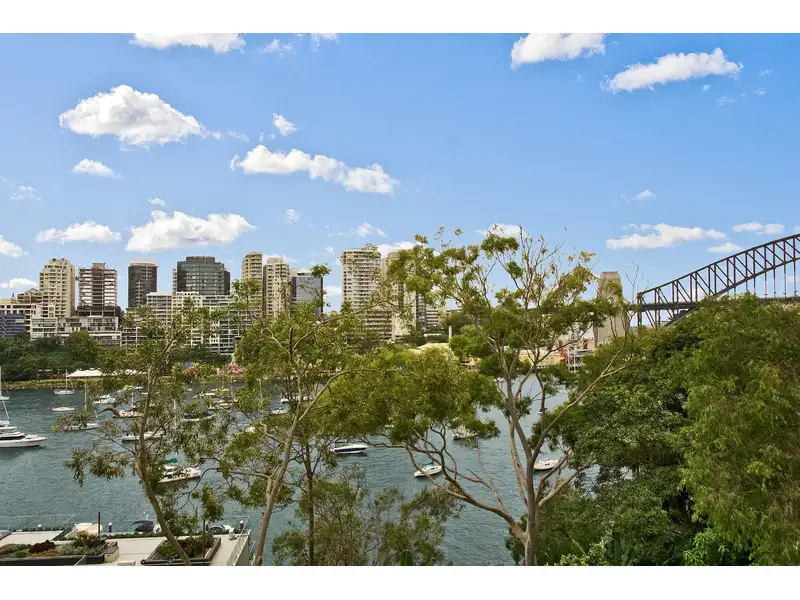 Main view of Homely apartment listing, 6/25 East Crescent Street, Mcmahons Point NSW 2060
