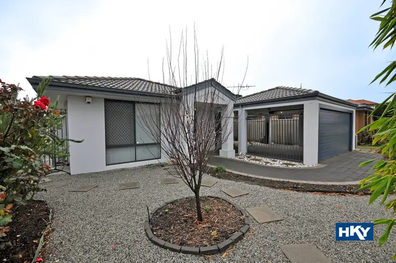 Main view of Homely house listing, 33 Grenache Crescent, Caversham WA 6055