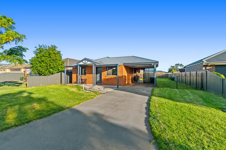 6 Speechley Court, Sale VIC 3850