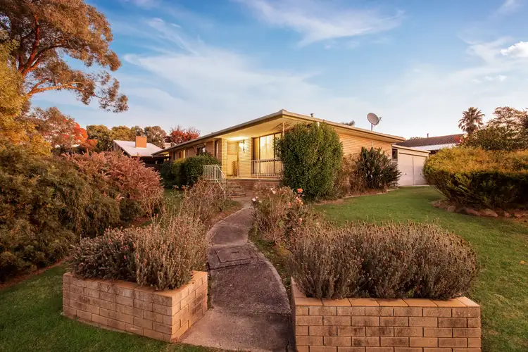 Main view of Homely house listing, 8 Bourke Crescent, Wodonga VIC 3690