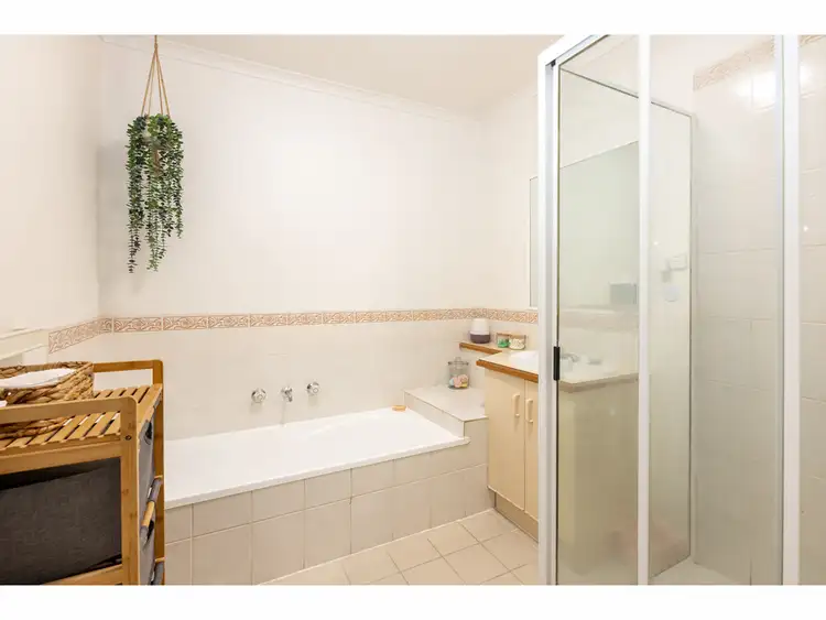 Sixth view of Homely house listing, 594 Oliver Street, Lavington NSW 2641