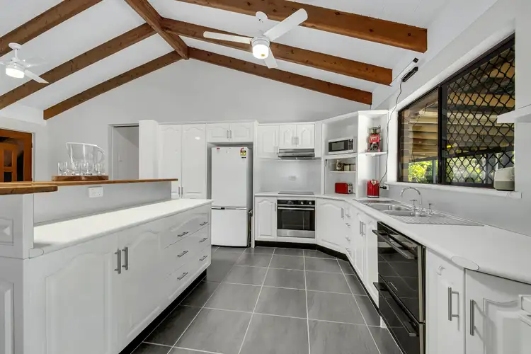 Fifth view of Homely house listing, 32 Silverton Drive, Tannum Sands QLD 4680
