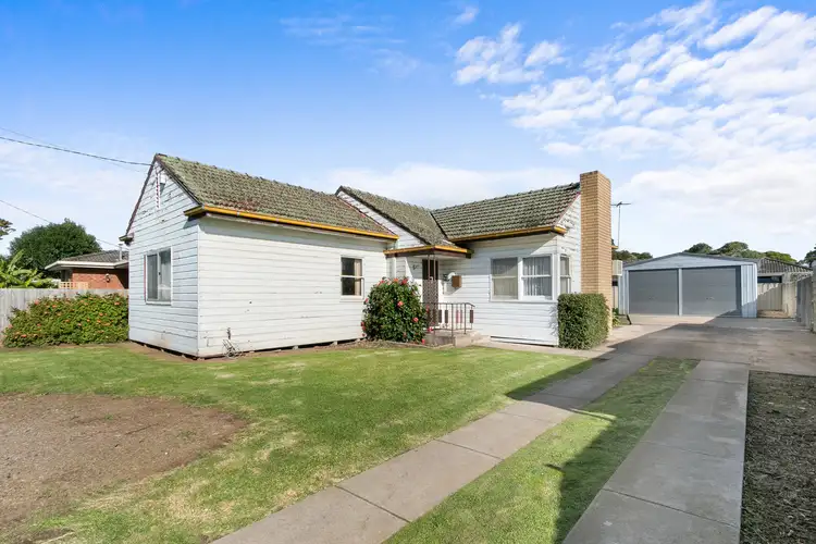 7 Weir Street, Sale VIC 3850