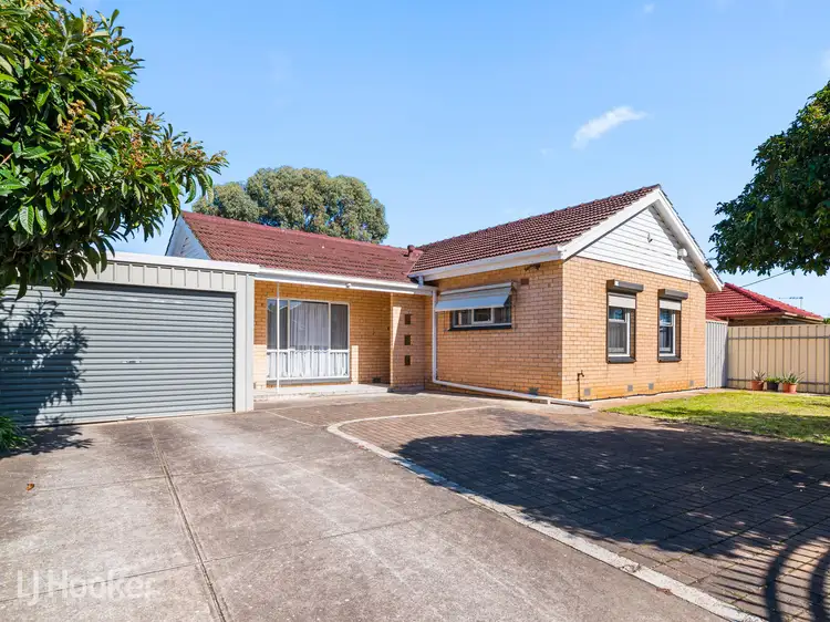 33 Fleming Street, Mansfield Park SA 5012