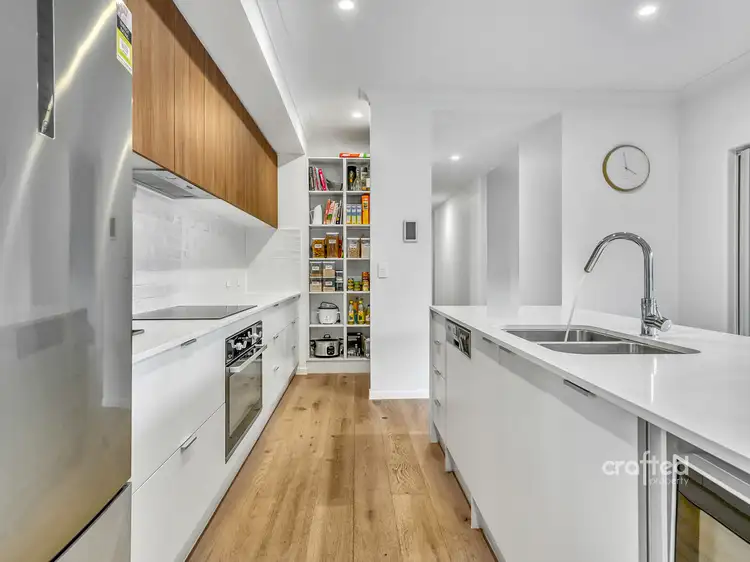 Fifth view of Homely house listing, 2 Maculata Crescent, Karawatha QLD 4117