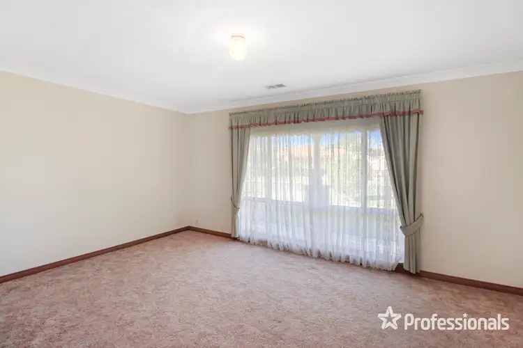Fifth view of Homely house listing, 21 Kaldari Street, Glenfield Park NSW 2650