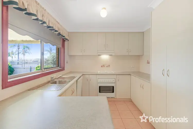Sixth view of Homely house listing, 21 Kaldari Street, Glenfield Park NSW 2650