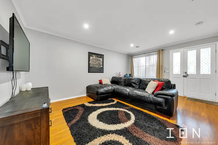 Second view of Homely house listing, 27 Alberton Drive, Cranbourne West VIC 3977