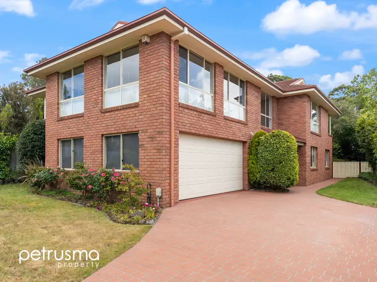 68 Diamond Drive, Blackmans Bay TAS 7052
