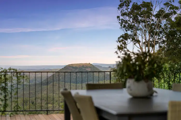 1 James Street, Redwood QLD 4350
