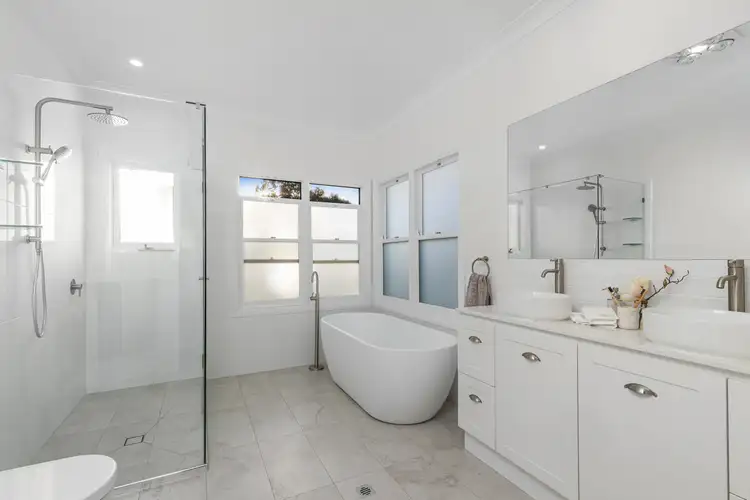 Fifth view of Homely house listing, 2A Maureen Court, Cotswold Hills QLD 4350