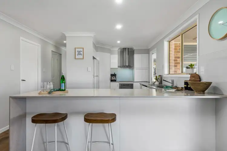 Sixth view of Homely house listing, 8 Yarran Close, Cameron Park NSW 2285