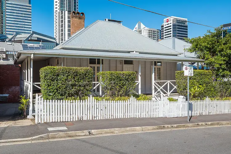 Second view of Homely house listing, 28 Mein Street, Spring Hill QLD 4000