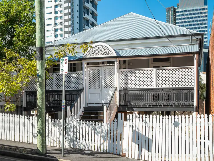 Main view of Homely house listing, 32 Mein Street, Spring Hill QLD 4000
