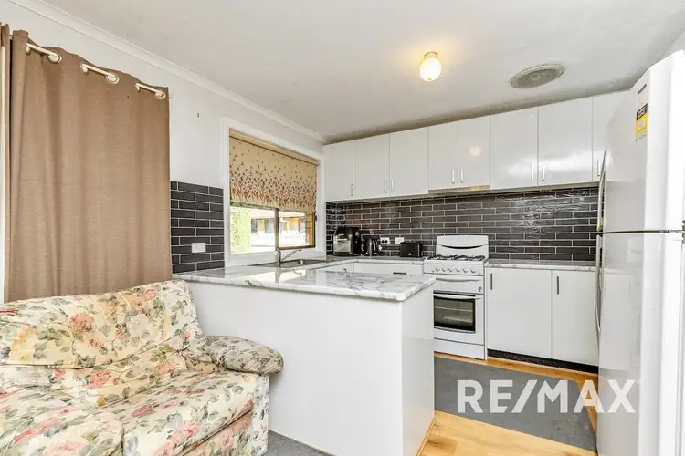 Third view of Homely house listing, 6 Incarnie Crescent, Wagga Wagga NSW 2650