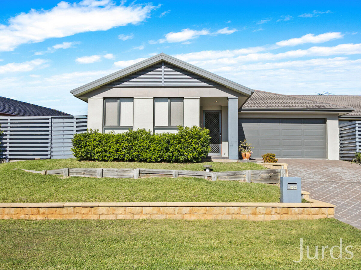 Main view of Homely semi-detached listing, 2/36 O'Shea Circuit, Cessnock NSW 2325