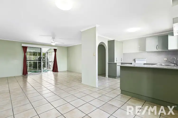 Fourth view of Homely house listing, 2 Venice Court, Point Vernon QLD 4655