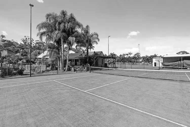 3 Dartmouth Court, Birkdale QLD 4159