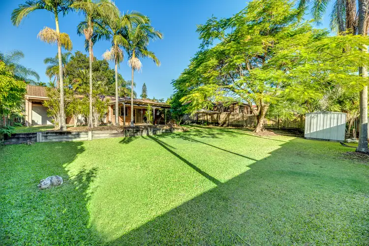 40 Radcliffe Street, Sinnamon Park QLD 4073