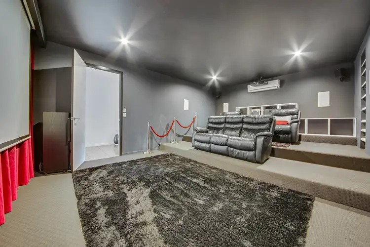 10 Stockman Drive, Benaraby QLD 4680