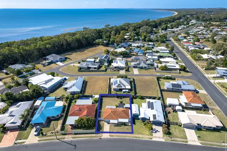 192 Kingfisher Parade, Toogoom QLD 4655