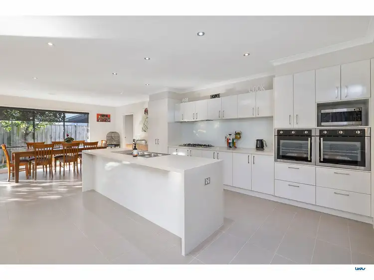 86 Centreside Drive, Torquay VIC 3228