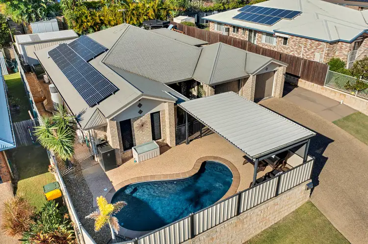 5 Wyara Close, Clinton QLD 4680