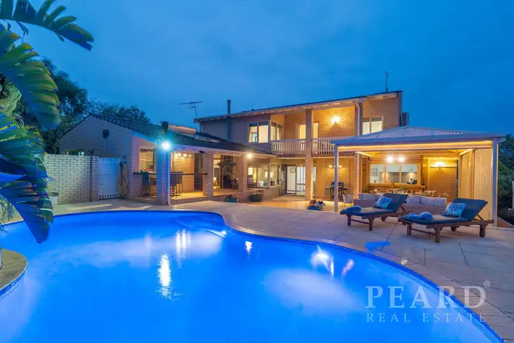 10 Vestey Court, Duncraig WA 6023