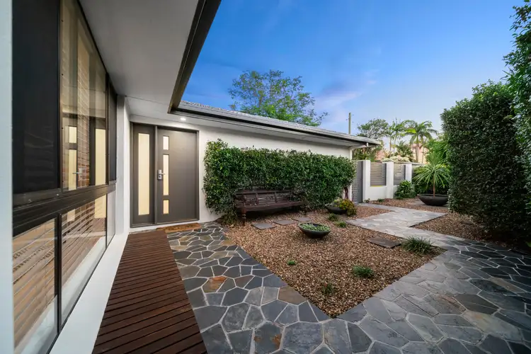 14 Eileen Avenue, Southport QLD 4215