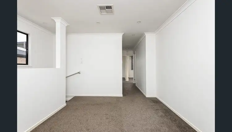 Fifth view of Homely house listing, 5 Kangaroo Cr, Springfield Lakes QLD 4300