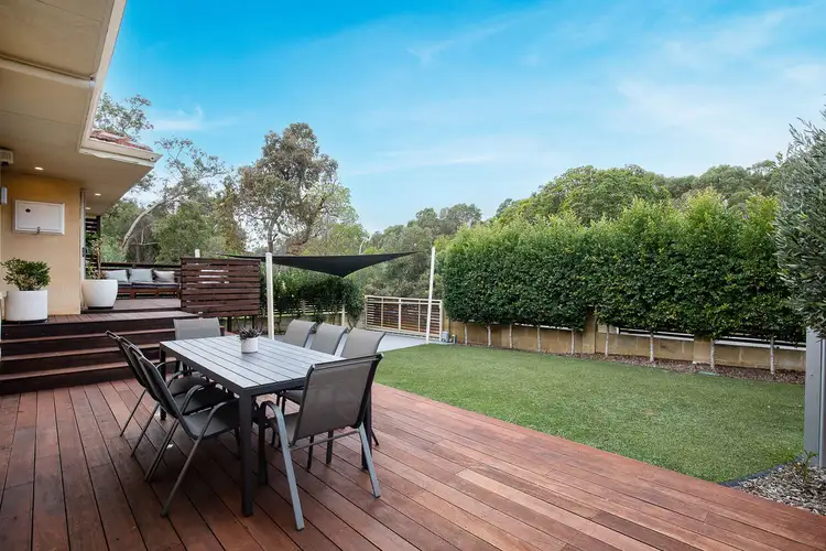 31 Bromley Road, Hilton WA 6163