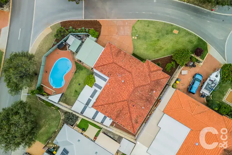 Second view of Homely house listing, 2 Glamis Court, Orelia WA 6167