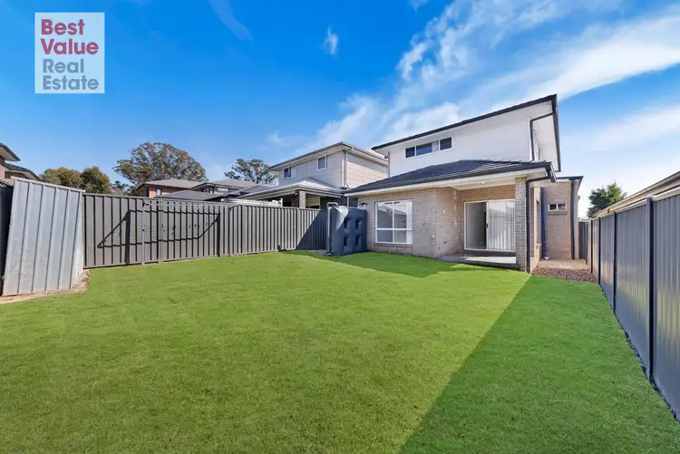 7 Alumuna Circuit, Jordan Springs NSW 2747