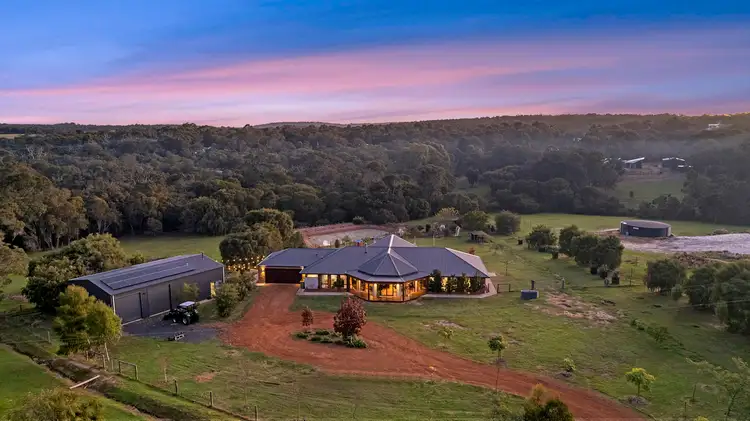 38 Sloan Drive, Dunsborough WA 6281