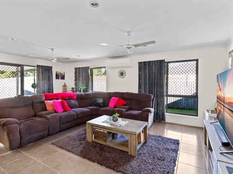 Main view of Homely unit listing, 1/18 Gumtree Drive, Urraween QLD 4655
