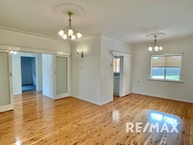 Second view of Homely house listing, 117 Simkin Crescent, Kooringal NSW 2650