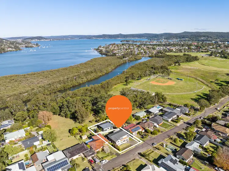 12 Newcastle Street, Springfield NSW 2250